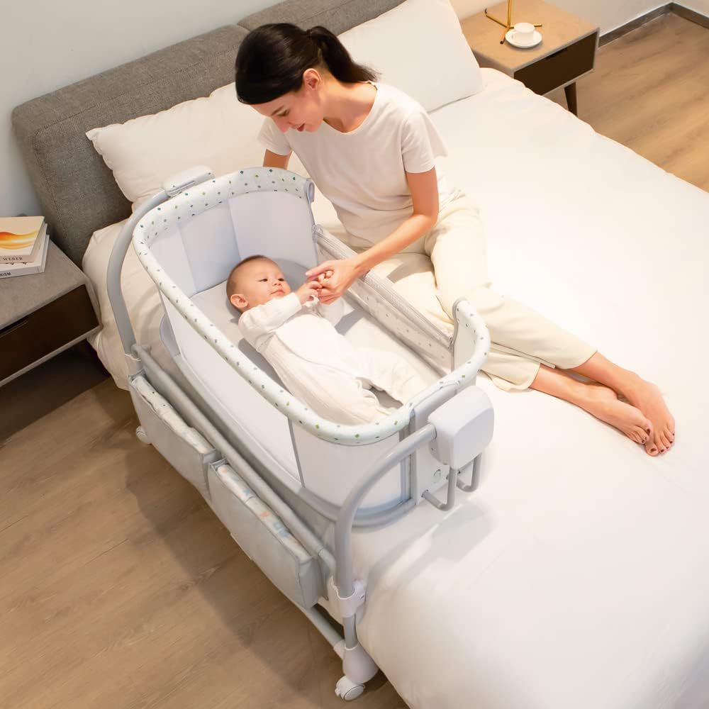 Mastela Deluxe 3-in-1 Bassinet - Supports 3 to 18 kg