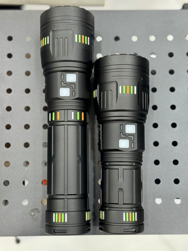 Multifunctional telescopic zoom fluorescent light absorber flashlight